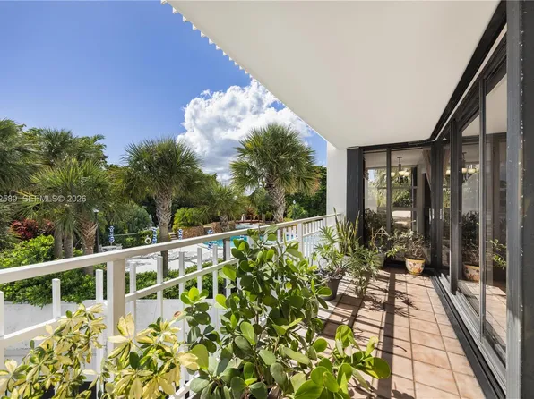 4000 Towerside Ter APT 412, Miami, FL 33138