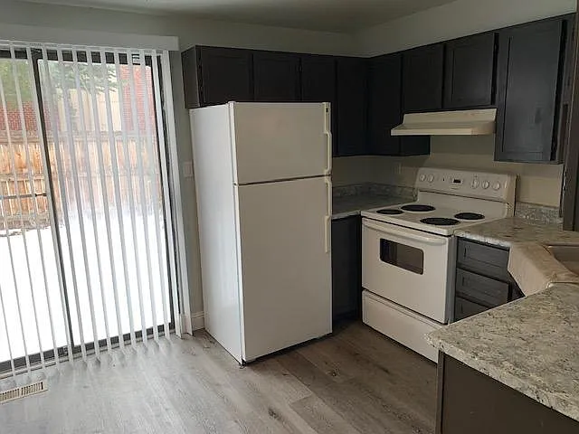 Kitchen w/access to backyard