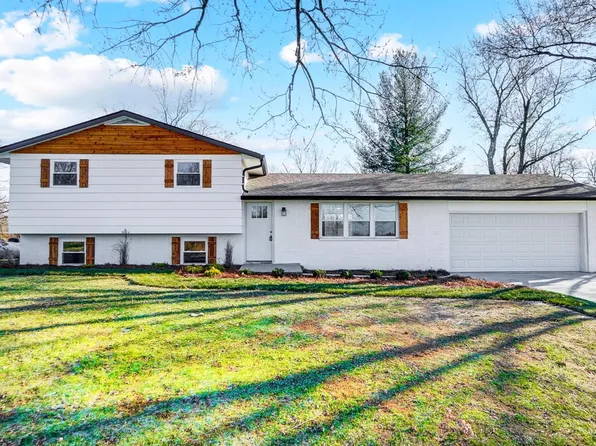 4002 California Rd, Okeana, OH 45053