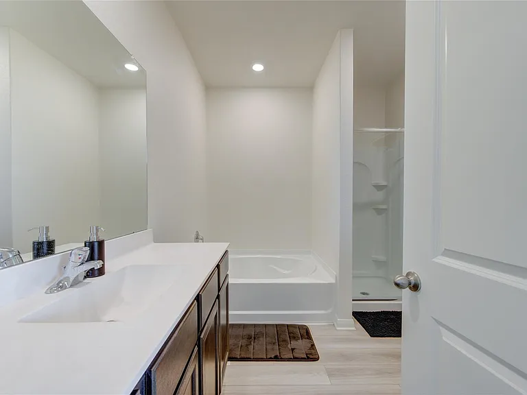 10702 Millet Ct — Photo 36