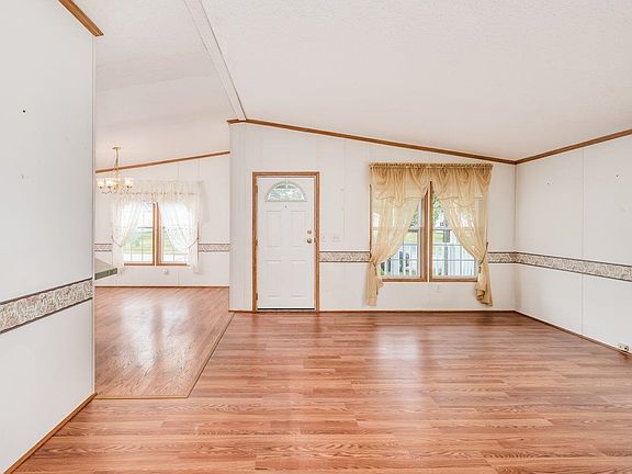 2nd image of 152 Eagle Drive