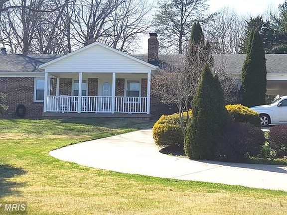2nd image of 12570 Dumfries Rd