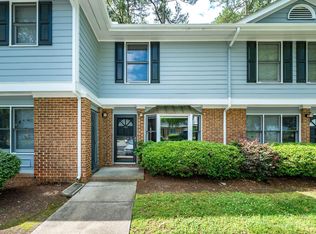 106 Old Cooper Sq, Chapel Hill, NC 27517