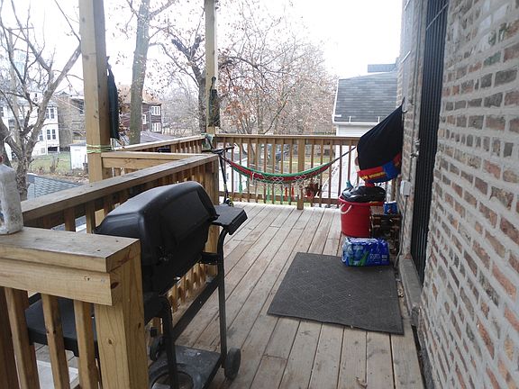 5th image of 729 N Laramie Ave