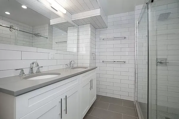 Rented by REAL New York | media 7