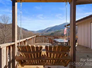 82 Zeb Brendle Rd, Bryson City, NC 28713