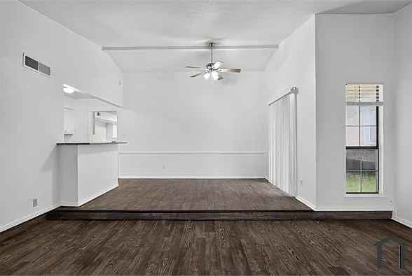 3104 Canterbury Ln — Photo 10