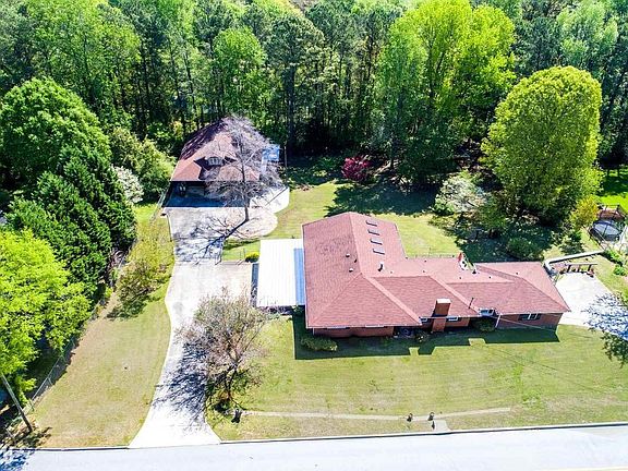 2nd image of 1363 Northside Dr NW