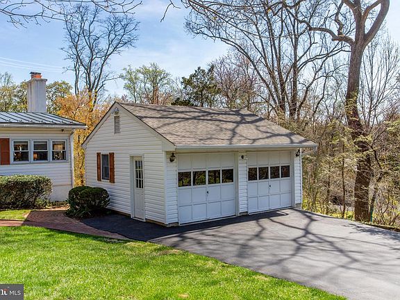 4th image of 6682 Upper York Rd
