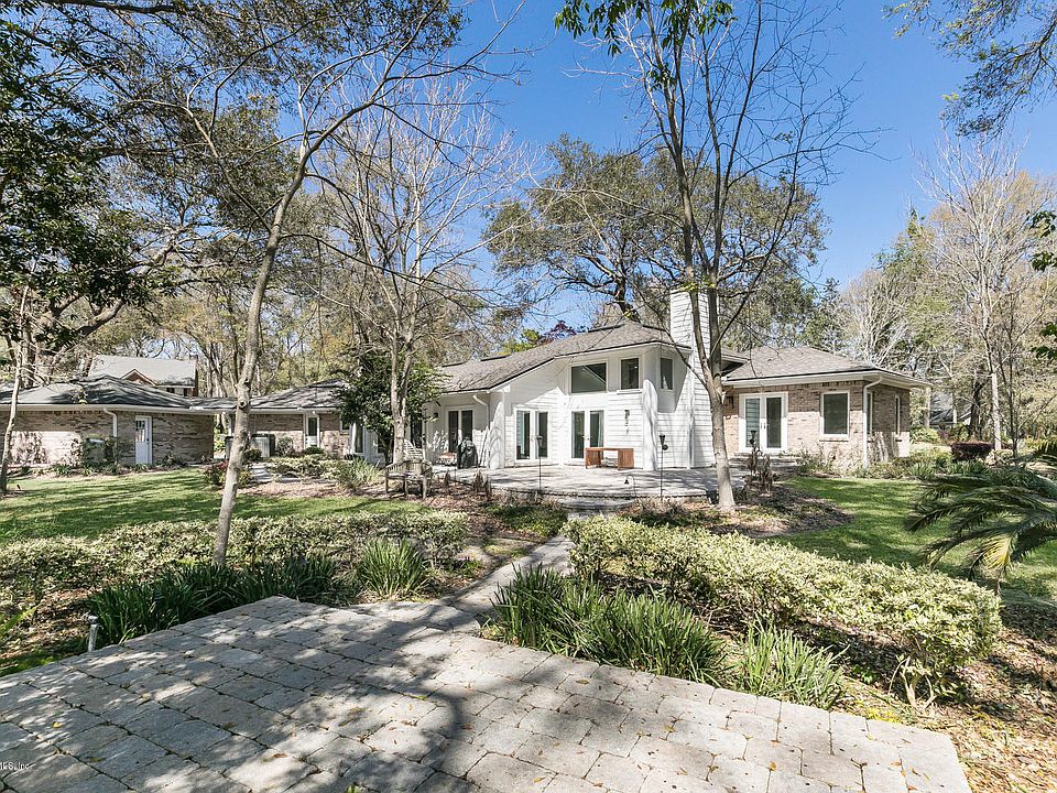 2nd image of 3671 Saint Andrews Ct