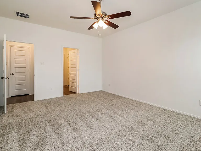 16750 Rover Ln — Photo 9