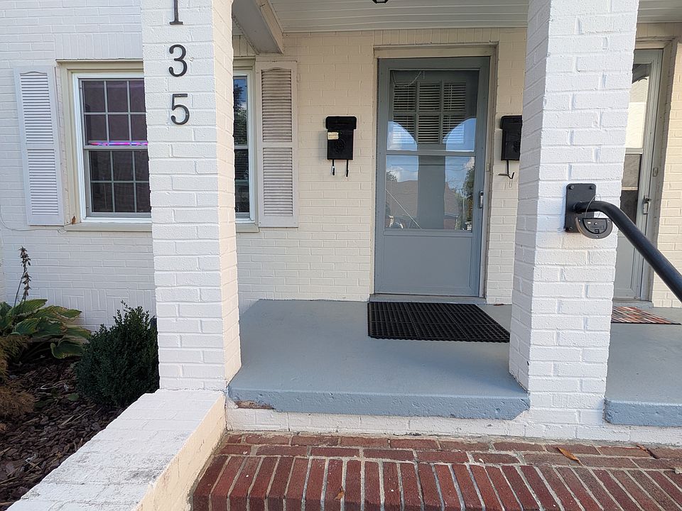 1st image of 129 Wayneridge Rd #135