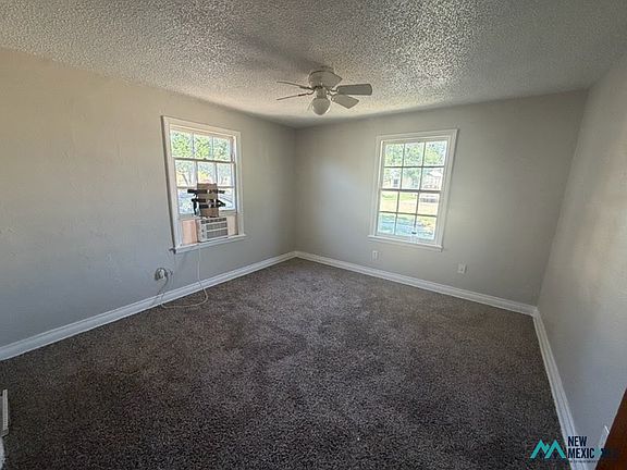 4th image of 1108 N Reid St