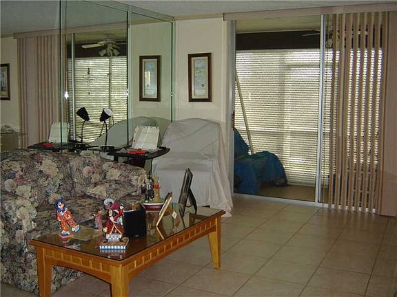 3rd image of 9460 Sunrise Lakes Blvd APT 102