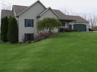 5909 Sandy Way, Zeeland, MI 49464