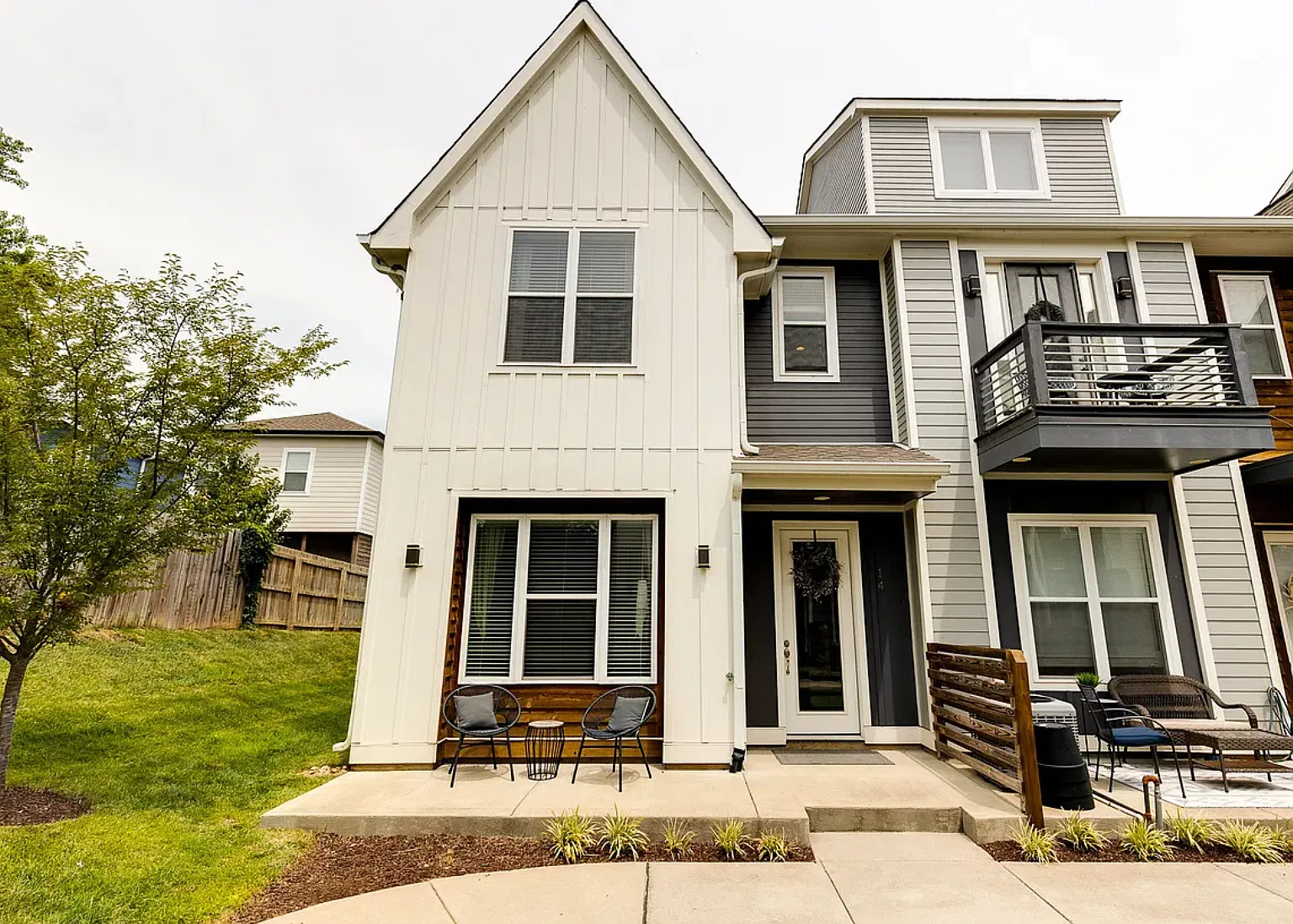 2 bed, 2.5 bath, 1175 sqft, $2,950 — Photo 1
