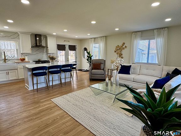 3rd image of 13 Karen Road