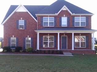 3923 Henricks Hill Dr, Smyrna, TN 37167