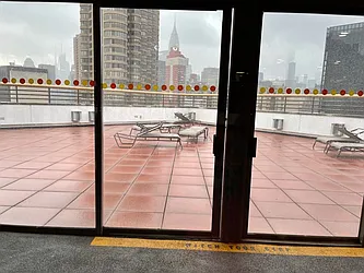 Rented by R New York