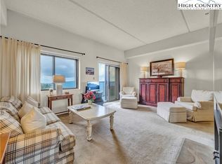 303 Sugar Top Dr #3-1301, Banner Elk, NC 28604