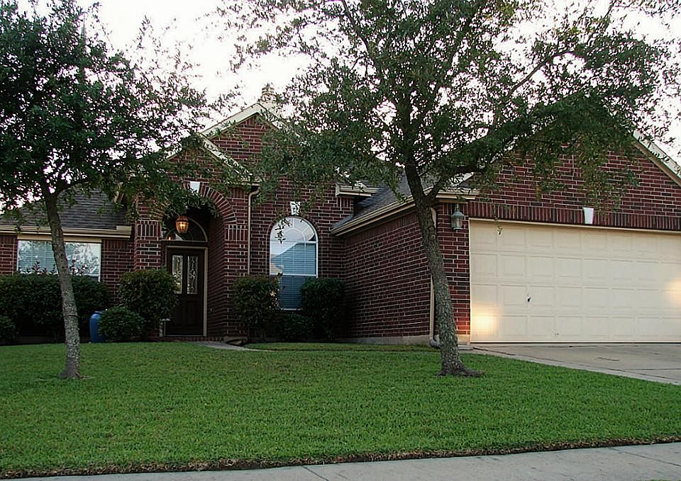 1st image of 2209 Zavalla Dr