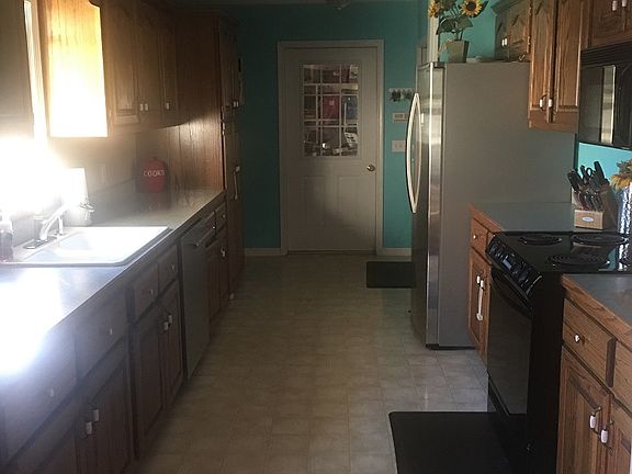 5th image of 1502 Chelsea Ln