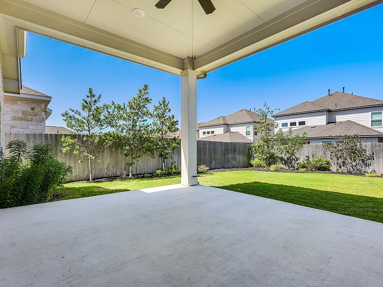 4326 Frankfurt Ln — Photo 38