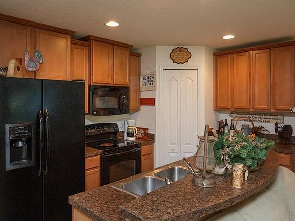5th image of 6330 Windsor Lake Cir