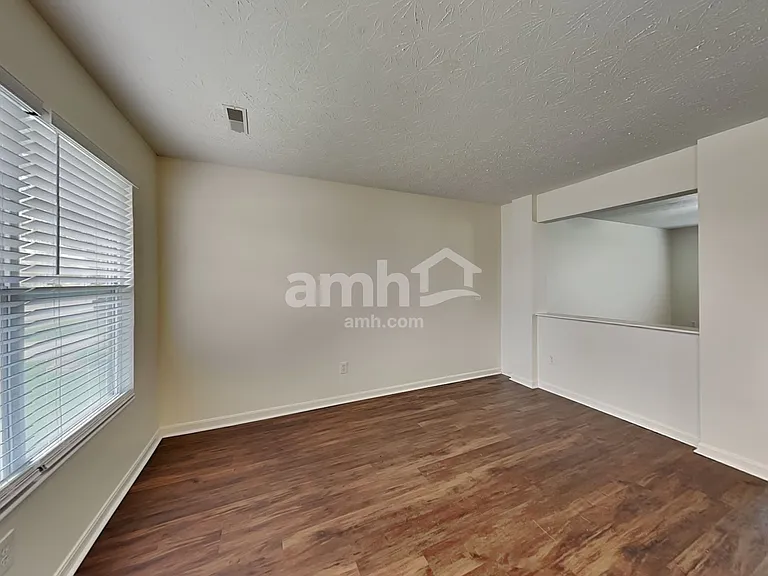 6635 Abingdon Hall — Photo 7