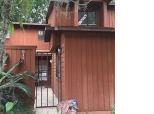 911 SW 55th Ter, Gainesville, FL 32607
