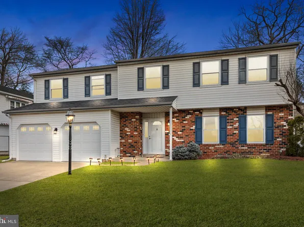 3646 Valley Meadow Dr, Bensalem, PA 19020