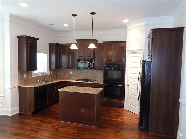 3207 Trinity Grove Dr — Photo 5
