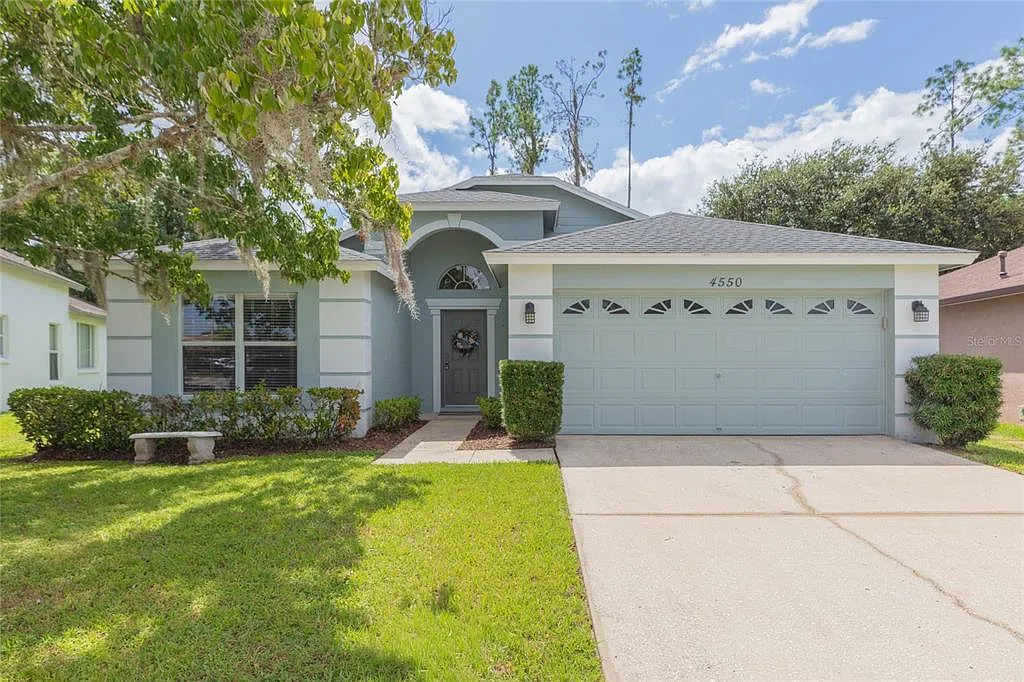 3 bed, 2.0 bath, 1476 sqft, $2,450 — Photo 2