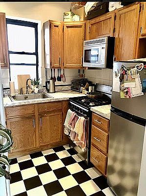 5th image of 500 Hudson St #3AA