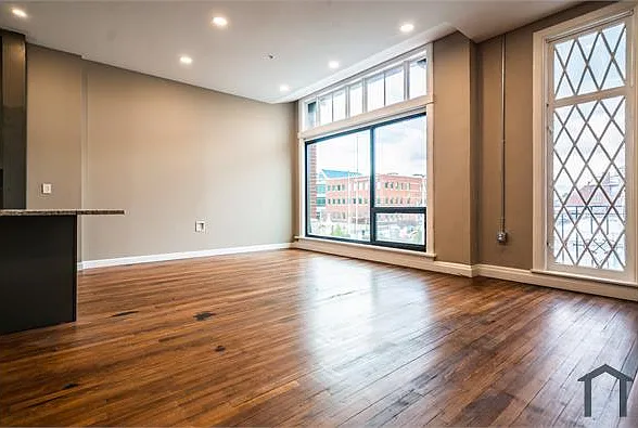 3800 Euclid Ave #109 — Photo 4