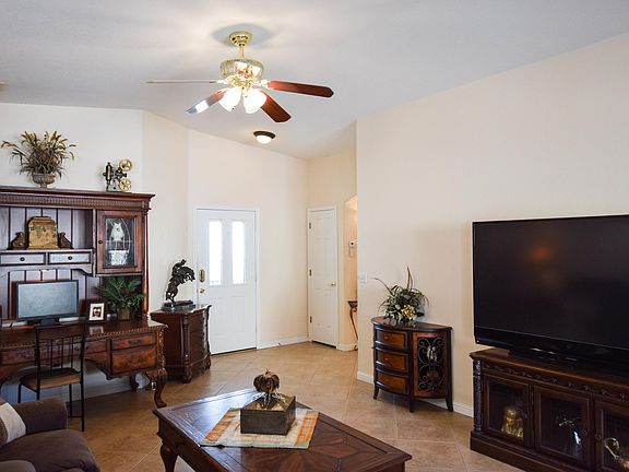 3rd image of 3685 Sweetgrass Dr