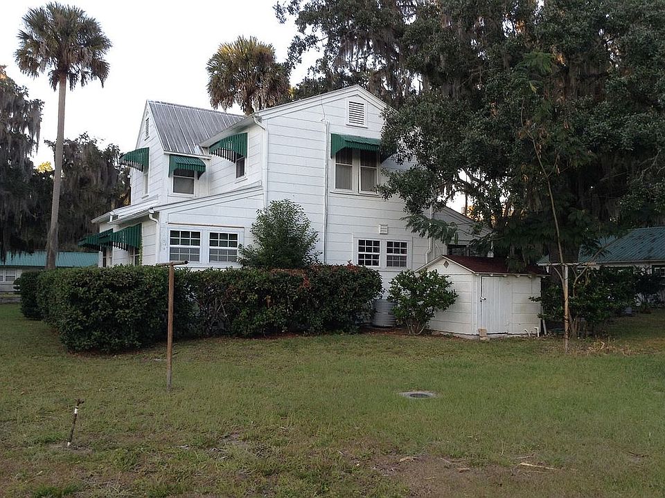 Back of 2 story home