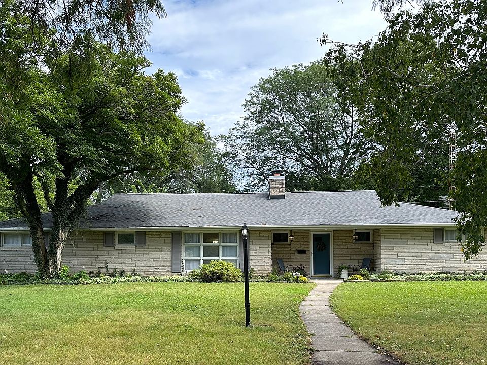 1st image of 304 Central Ave