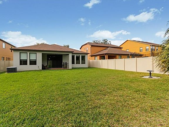 4th image of 2120 Arden Oaks Dr