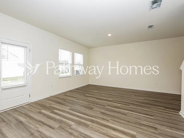 1071 Large Poppy Dr — Photo 3