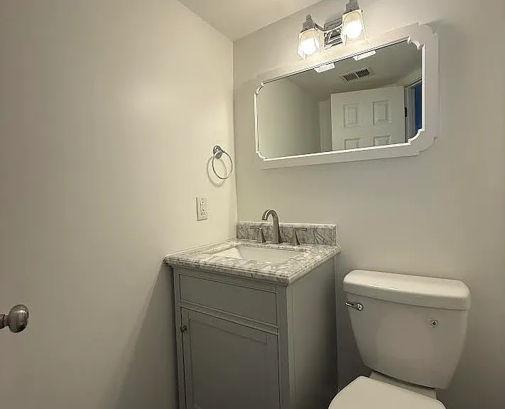 18118 Kilrush Ct — Photo 9