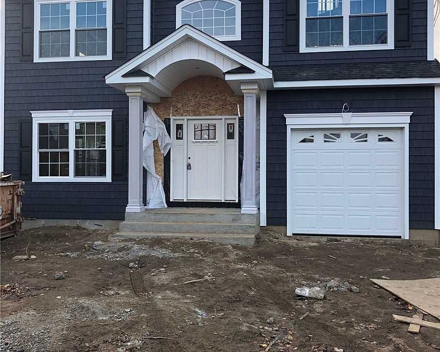 2nd image of 1706 Bushwick Ave