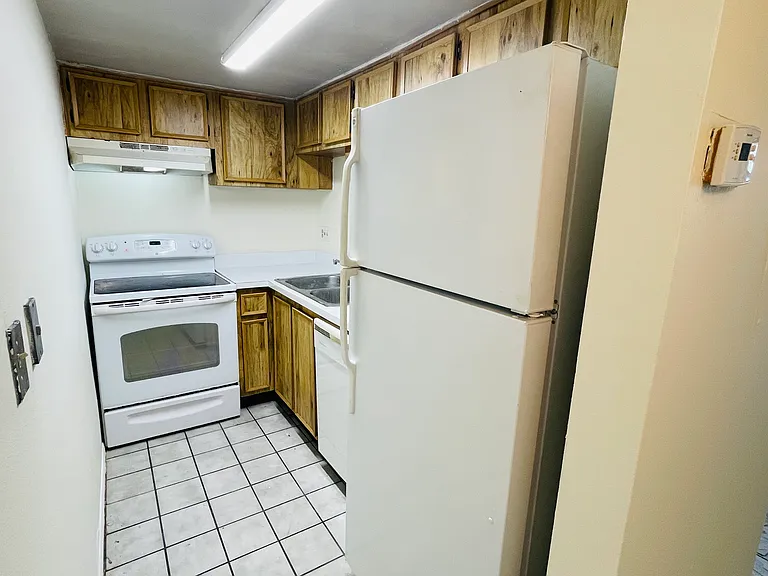 7120 Waterside Dr #106 — Photo 3