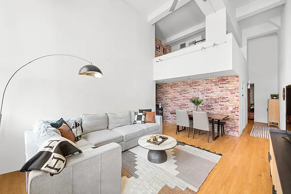 Rented by Compass | media 11