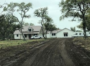 3017 Manahuilla St, Goliad, TX 77963