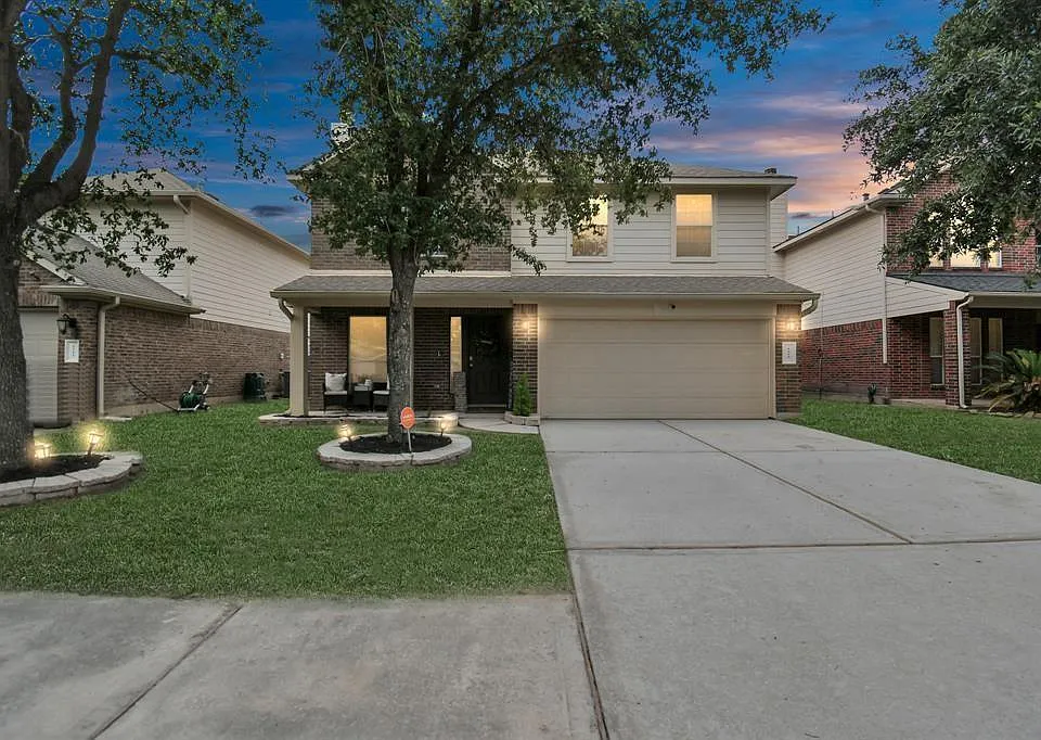 1215 Lavender Shade Ct