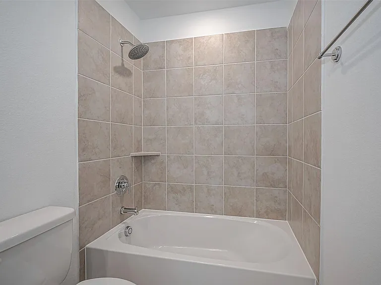 1127 Sugar Dr — Photo 33