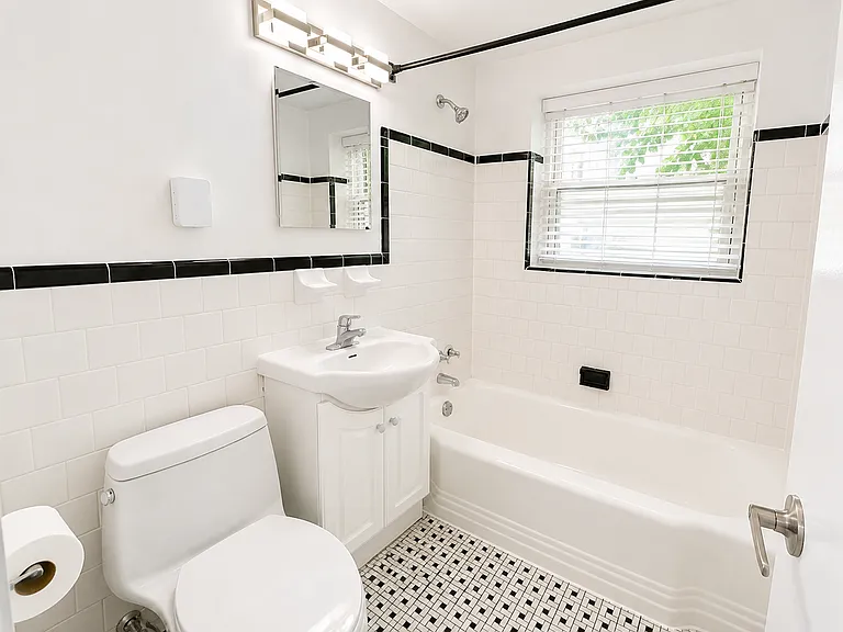 7036 Strathmore St #109 — Photo 7