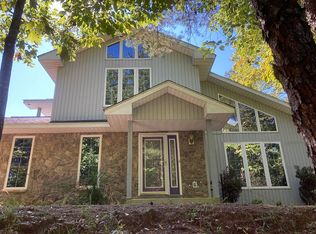 160 Victoria Ave, Westminster, SC 29693