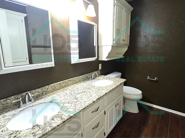 2500 Auburn Ct — Photo 21
